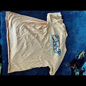 Orange vineyard vines large t shirt